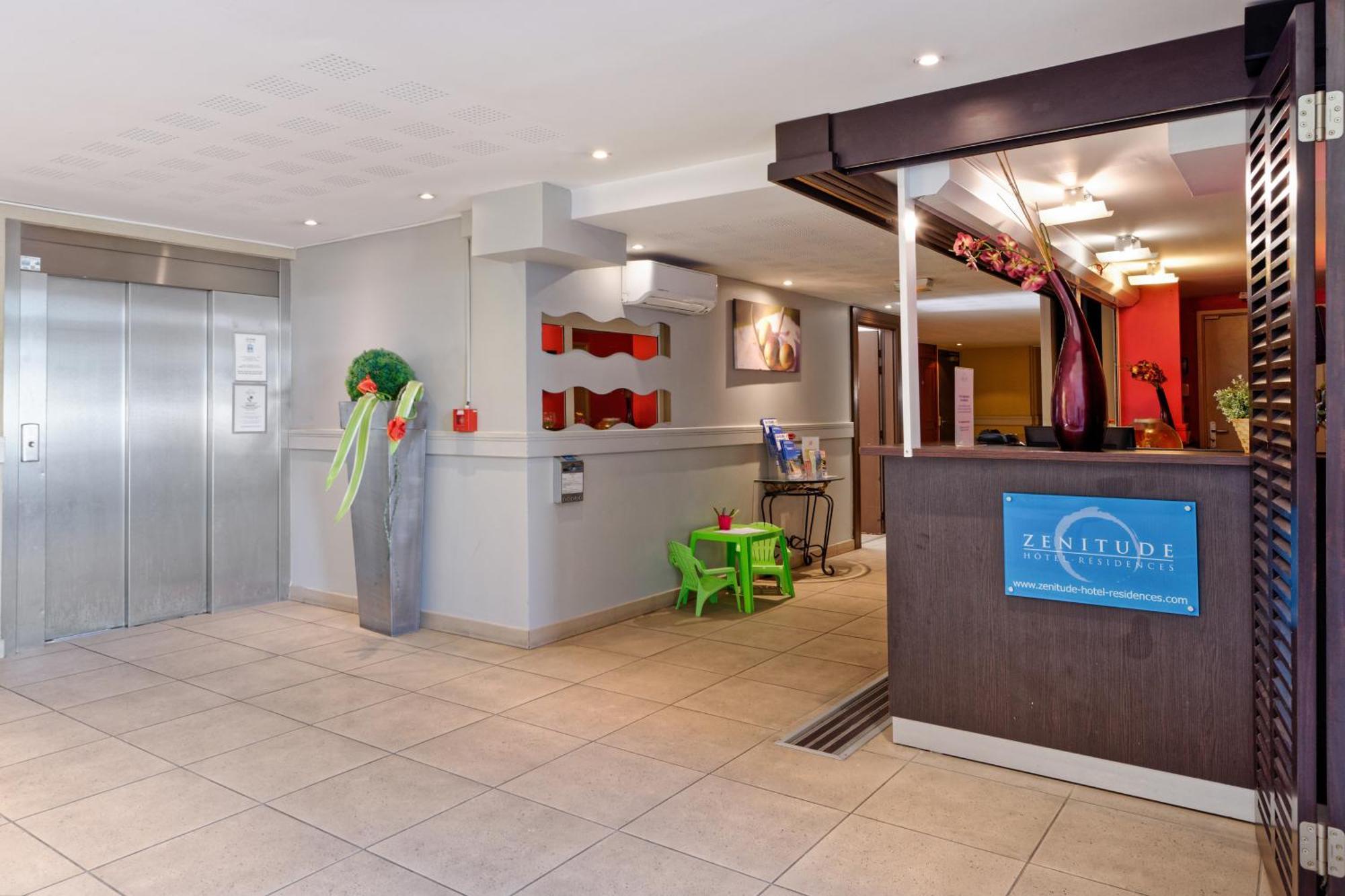 Comfort Aparthotel Six-Fours Six-Fours-les-Plages Exterior photo